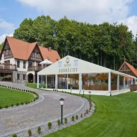 Aubrecht Country فندق