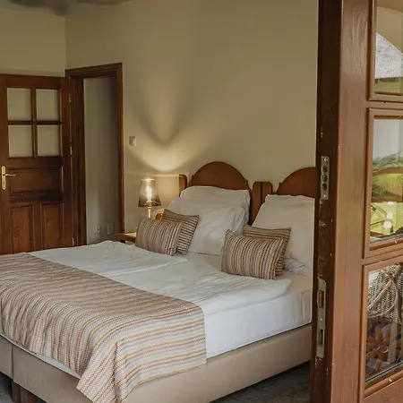 Aubrecht Country Hotel 4*