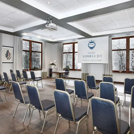 ホテル Aubrecht Country プシェフレボ