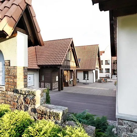 Aubrecht Country فندق 4*
